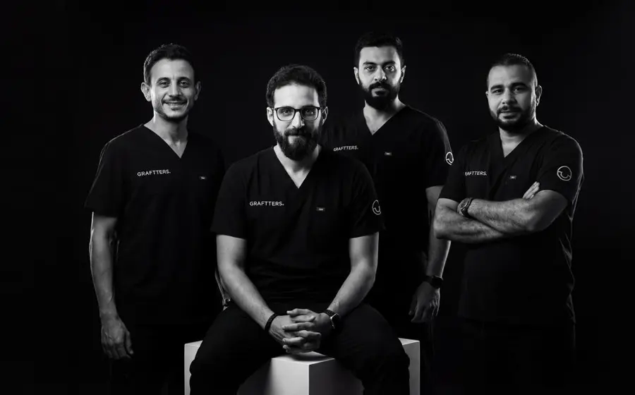 استشاريو جرافترز معًا في استوديو العيادة